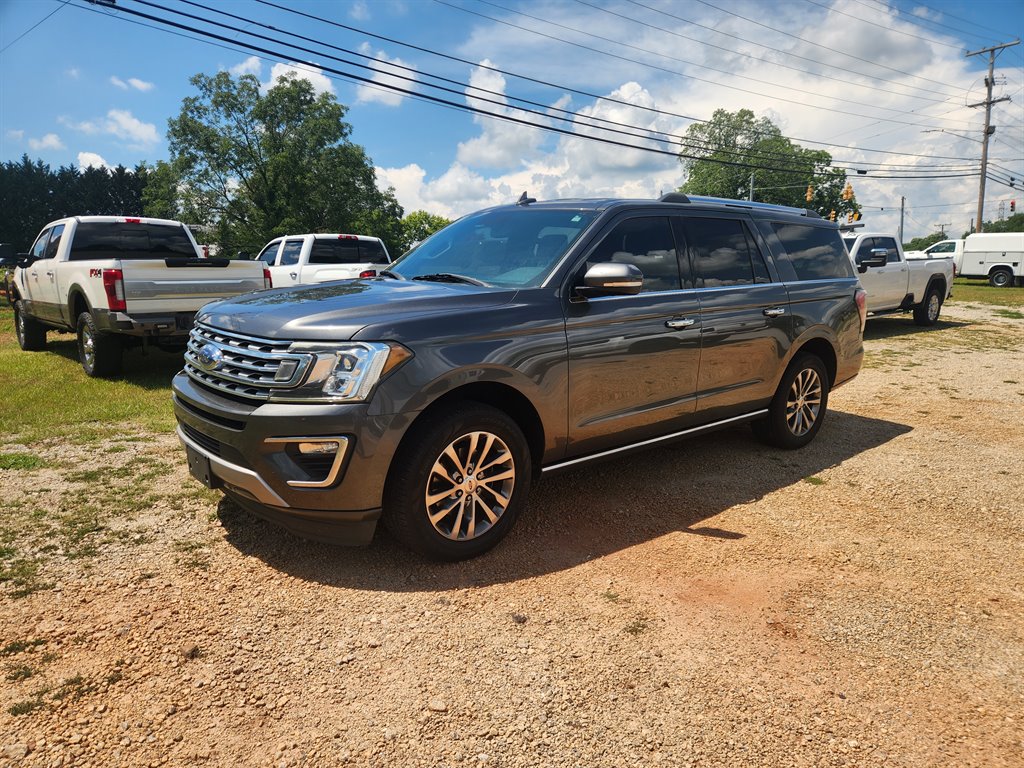 2018 Ford Expedition Limited's photo