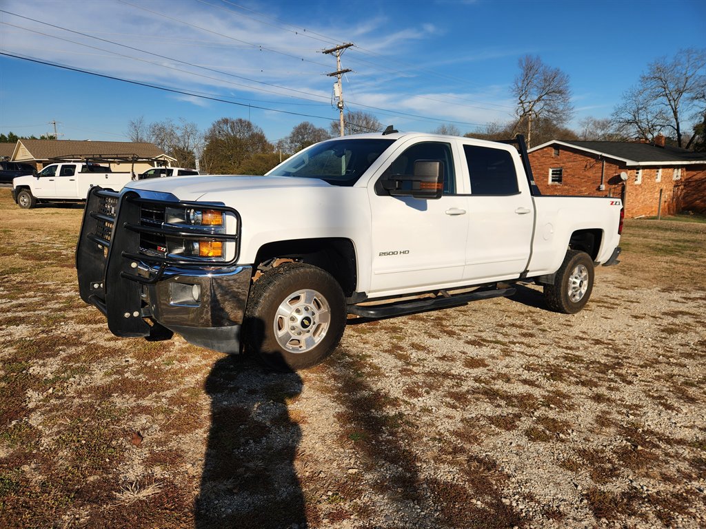 2018 Chevrolet Silverado 2500HD LT's photo
