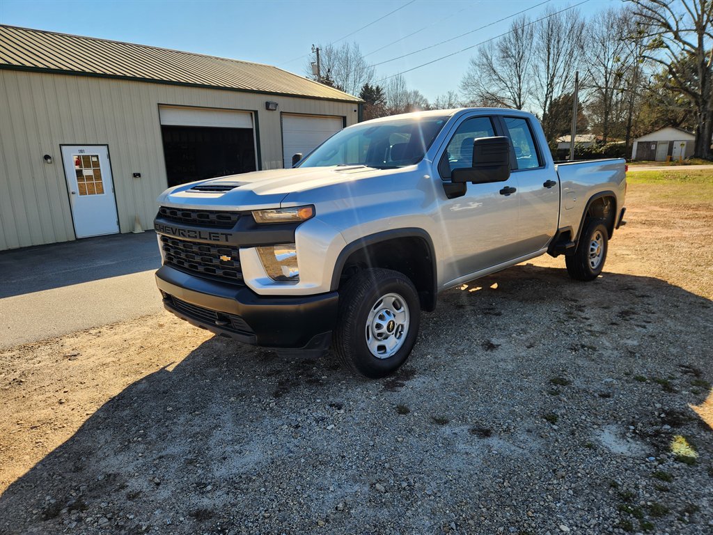 2022 Chevrolet Silverado HD WT's photo