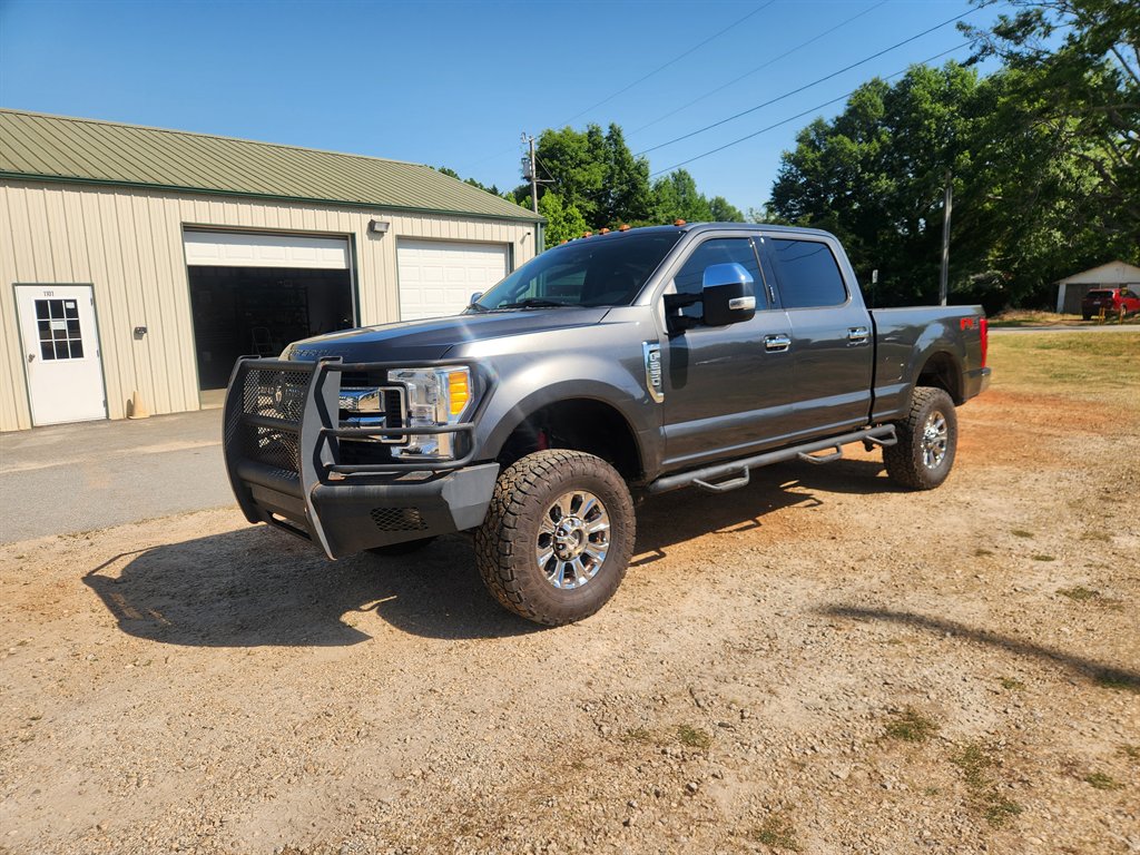 2017 Ford F-250 Super Duty XLT
