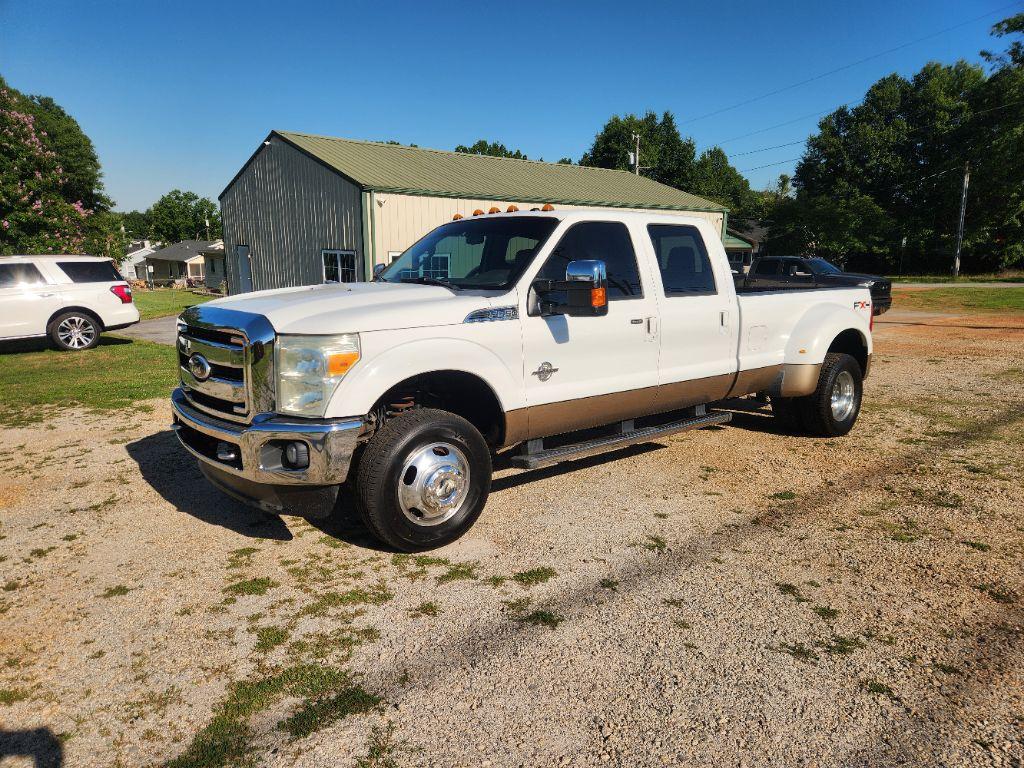 2011 Ford F-350 Lariat 4x4 Crew Cab 172-In DRW's photo