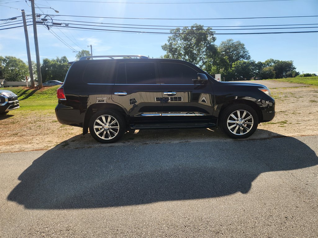 2011 Lexus LX 570 - Photo 6