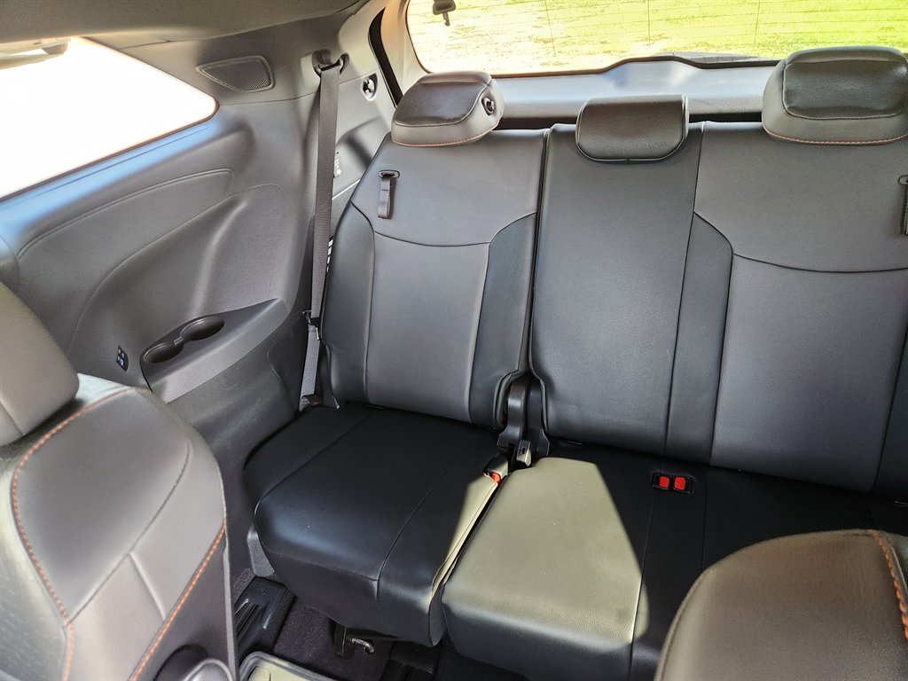 2022 Toyota Sienna XSE - Photo 16