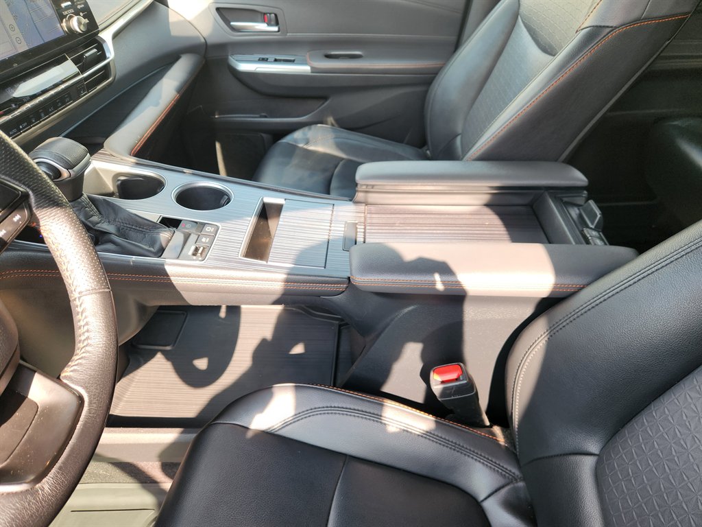 2022 Toyota Sienna XSE - Photo 14