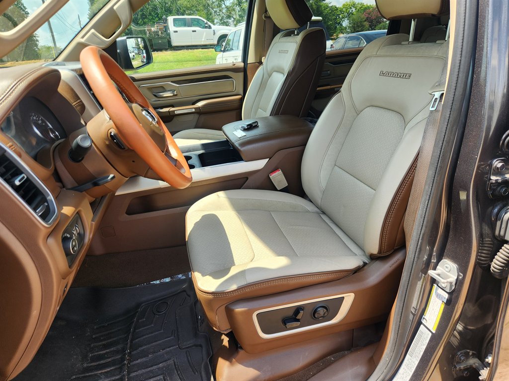 2019 RAM Ram 1500 Pickup Laramie - Photo 12