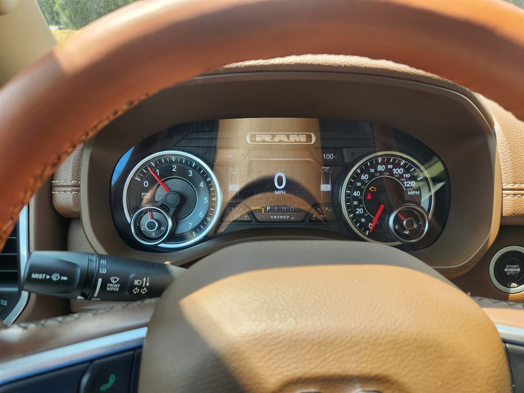 2019 RAM Ram 1500 Pickup Laramie - Photo 17