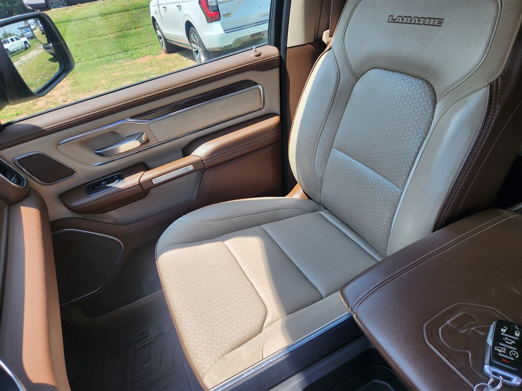 2019 RAM Ram 1500 Pickup Laramie - Photo 14